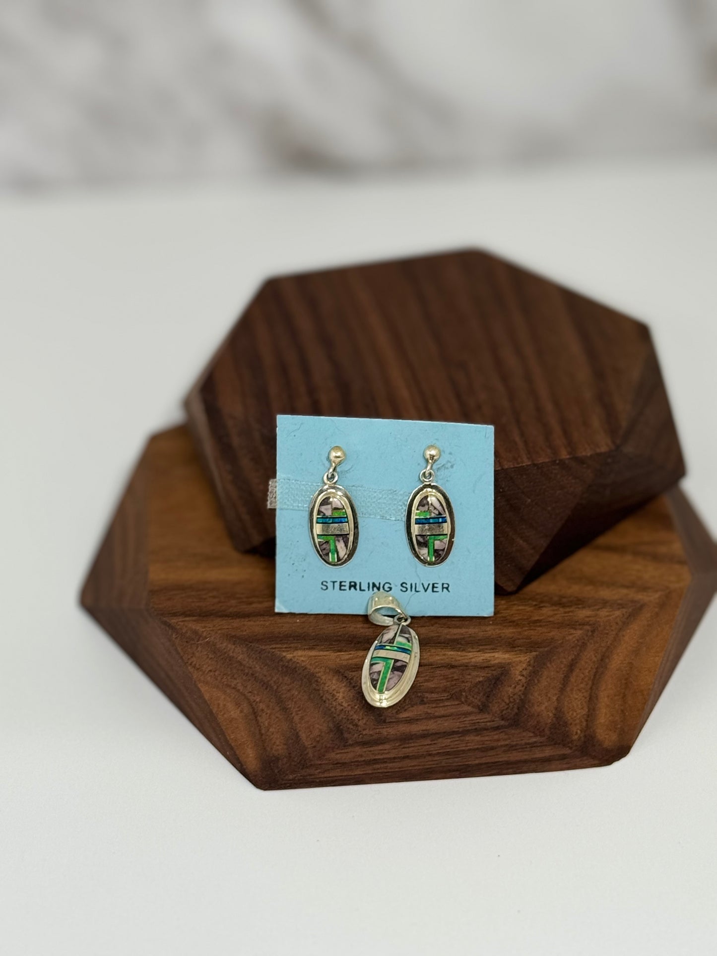 Earring and pendant set