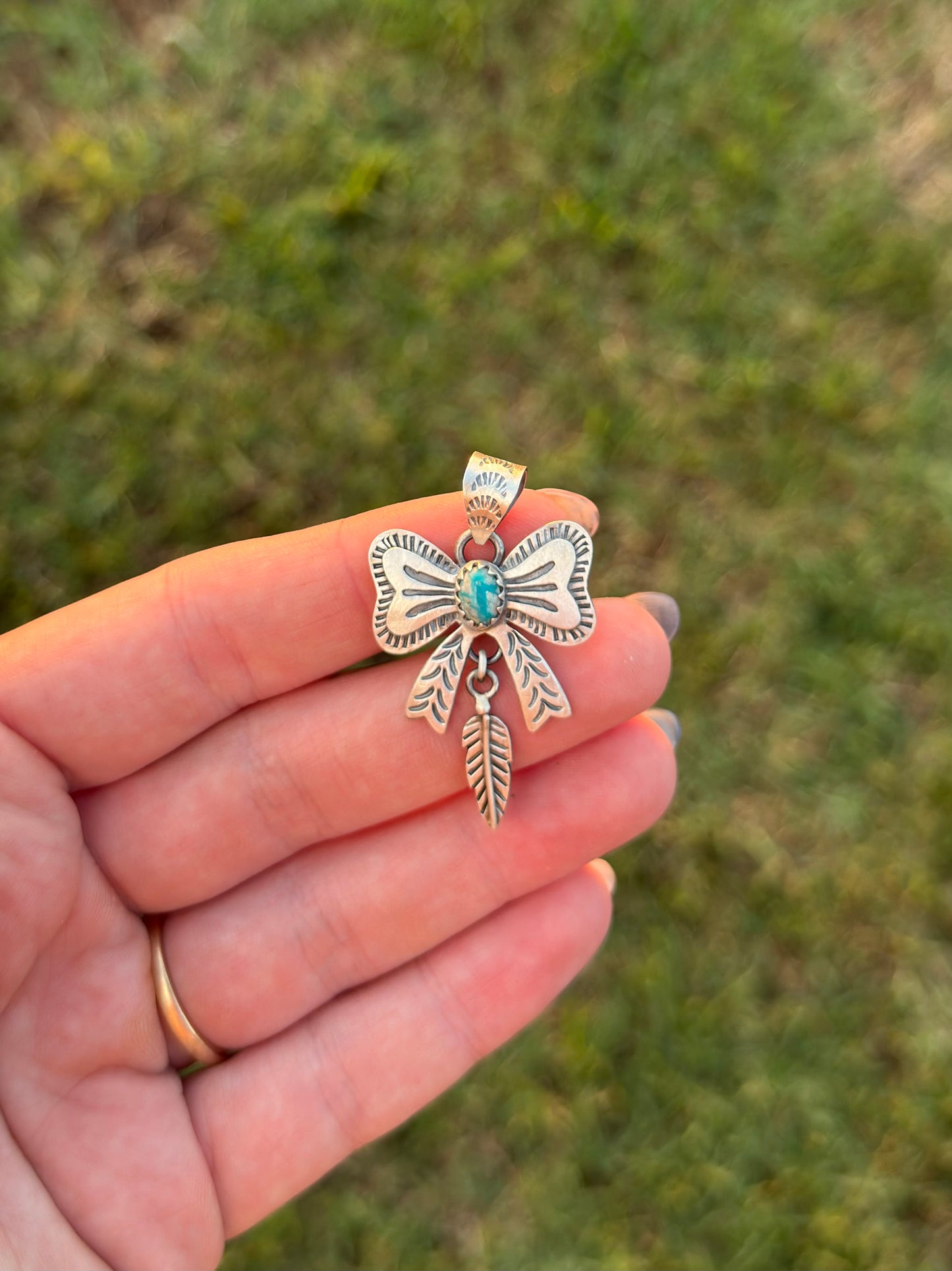 Bow Pendant