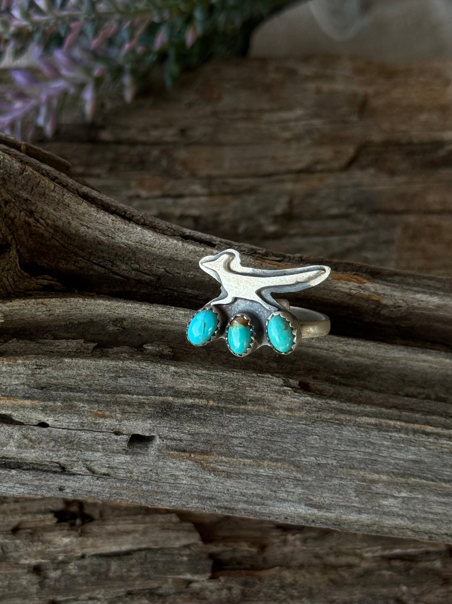 Roadrunner ring