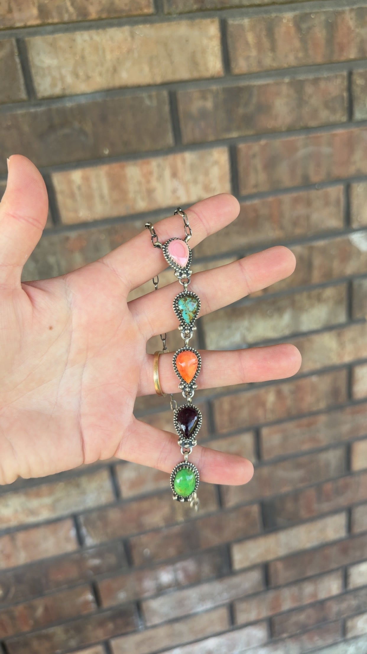 Lariat necklace