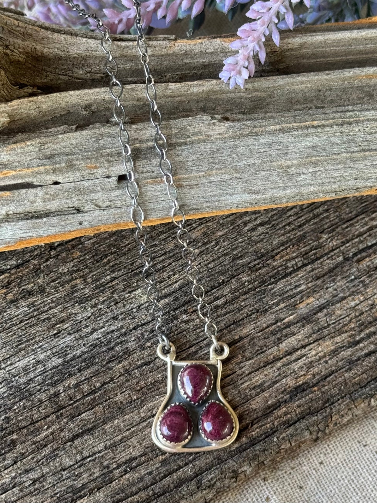 Stirrup necklace