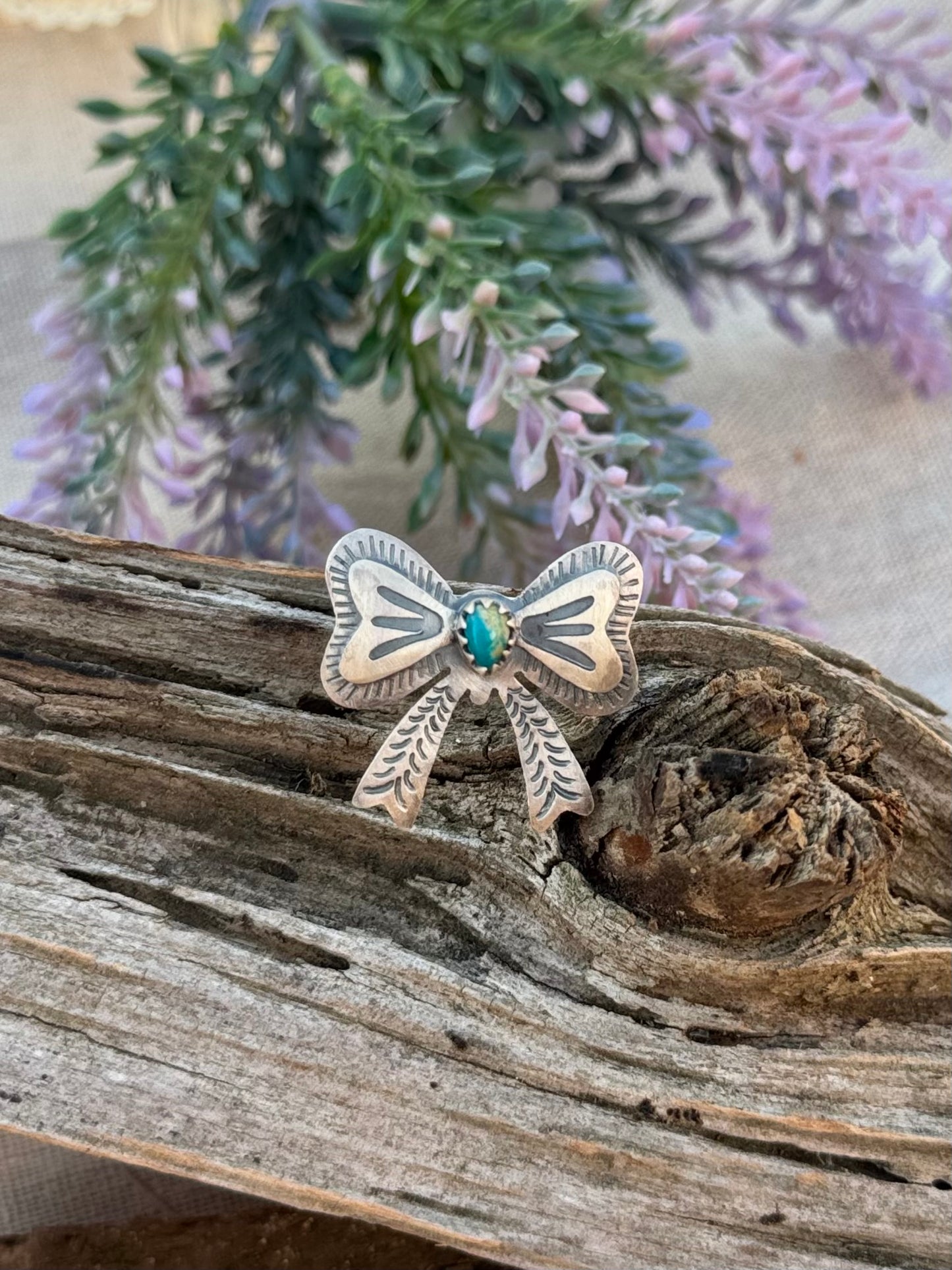 Bow Ring