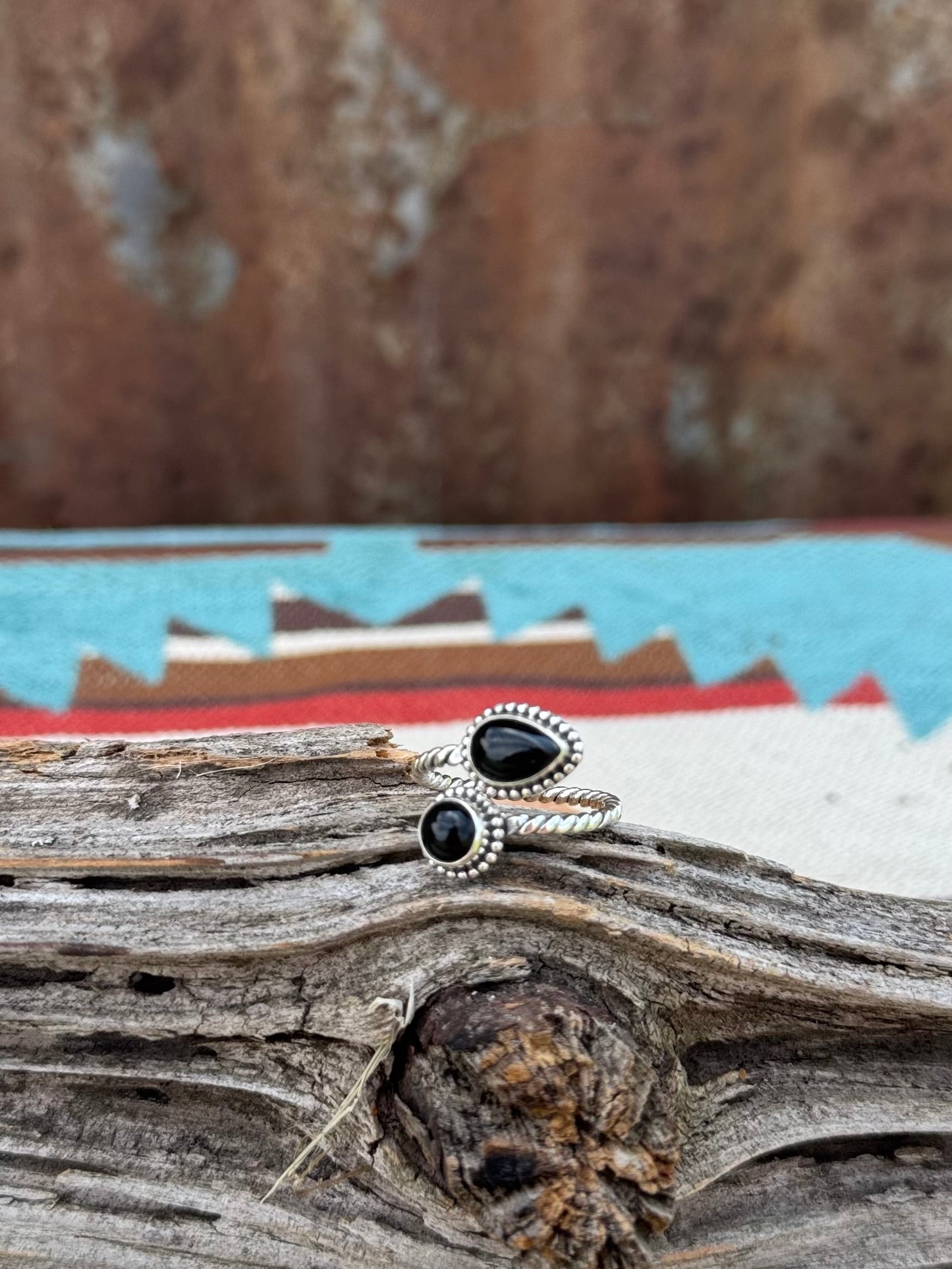 Black onyx bypass ring