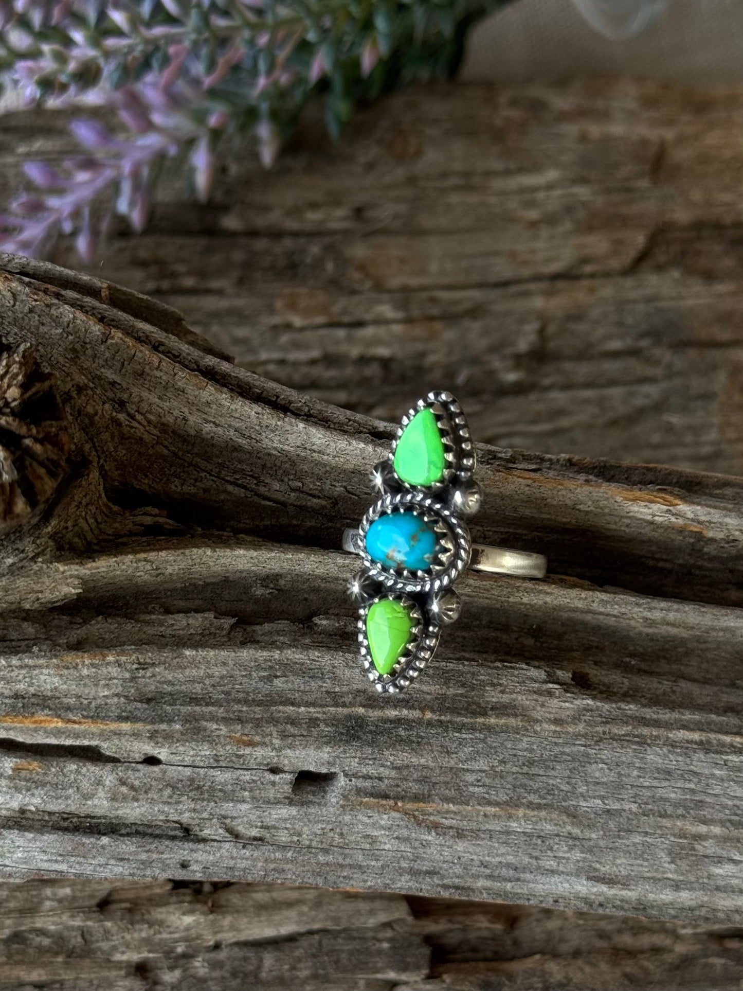 3 stone ring