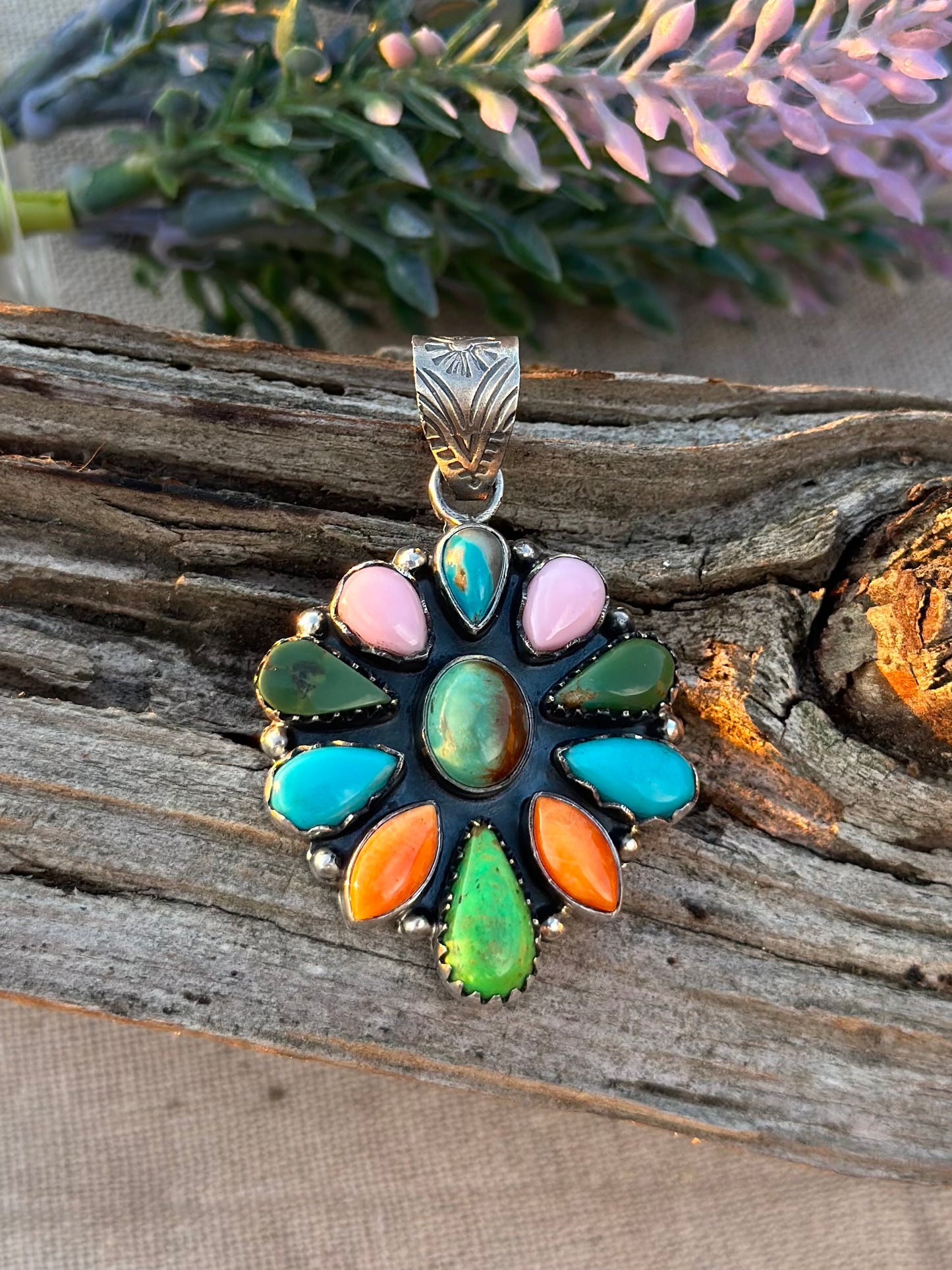 Multi stone cluster pendant